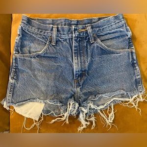 Vintage rustler cut off jean shorts